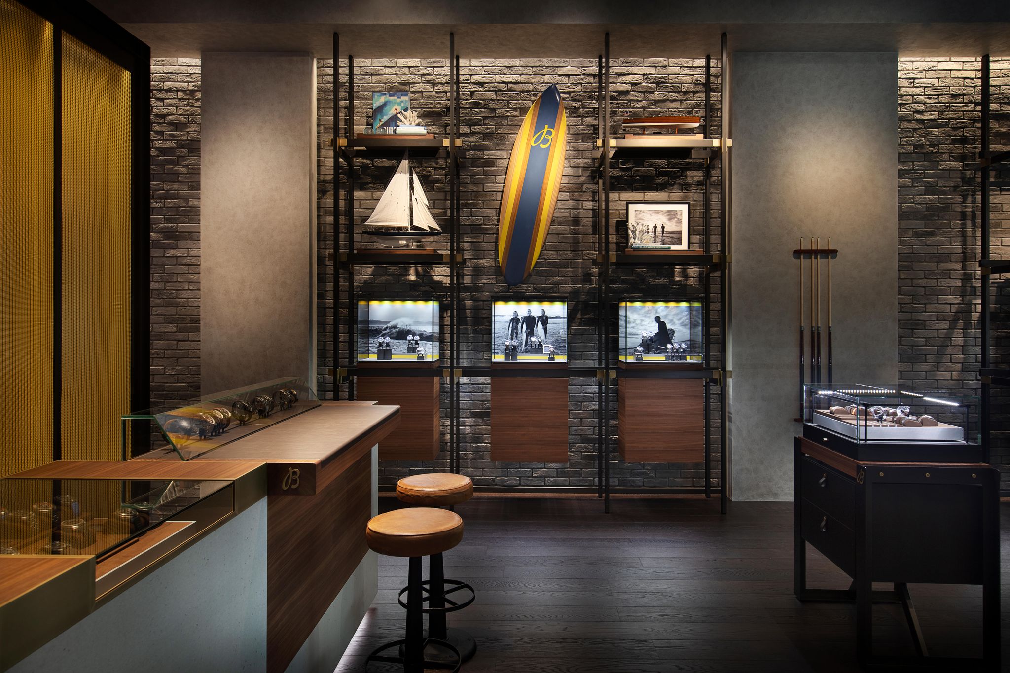 BREITLING BOUTIQUE DUBAI FASHION AVENUE